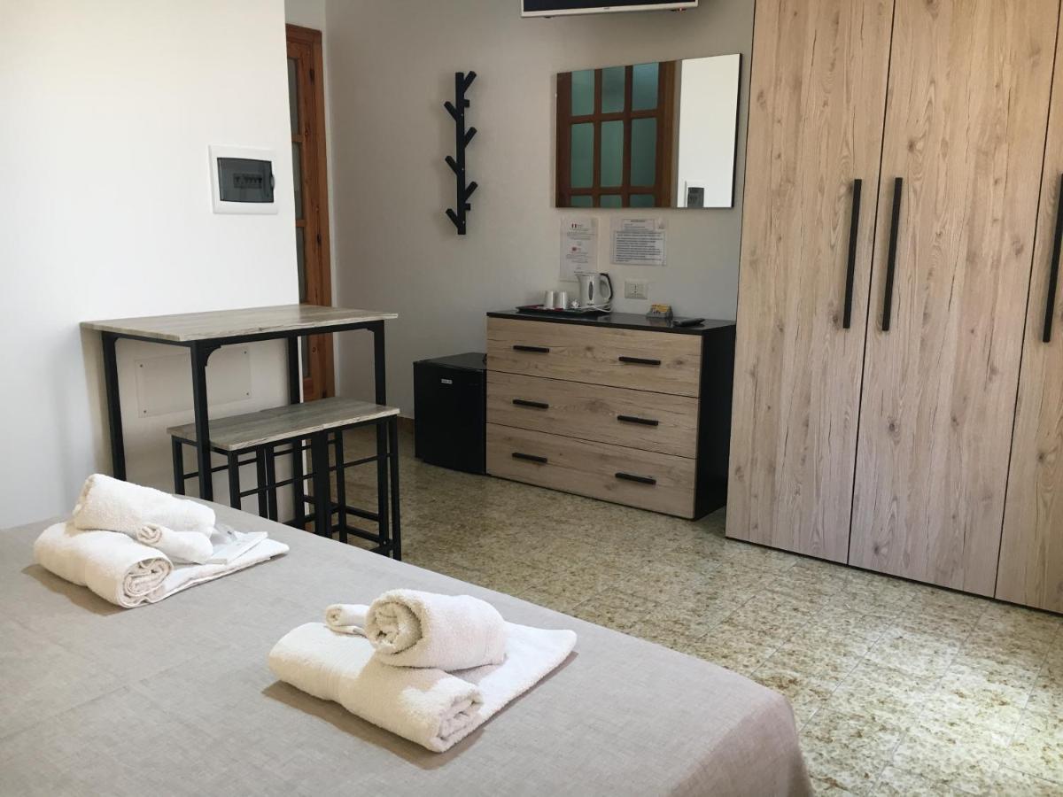 Mille Soli Bed&Breakfast Buggerru Eksteriør billede